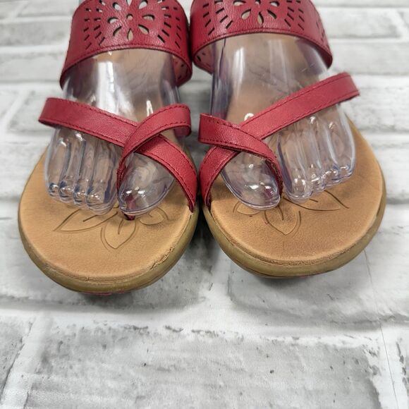 BOC Born Women's Size 8 Red Cut-Out Flower Comfort Cut Toe Sandals - Picture 5 of 11